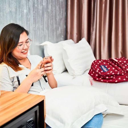 Ibis Budget Singapore West Coast Exteriör bild
