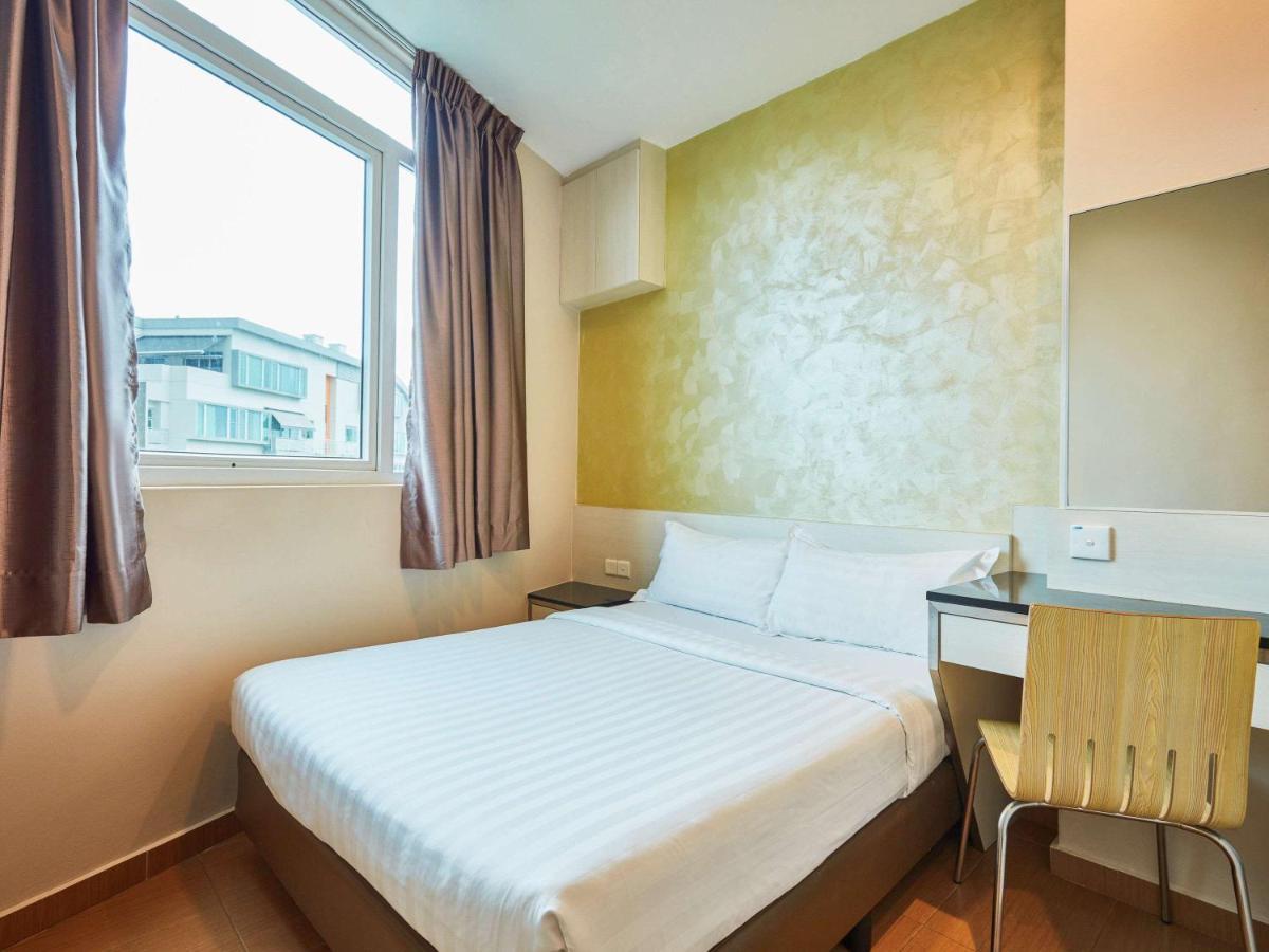 Ibis Budget Singapore West Coast Exteriör bild