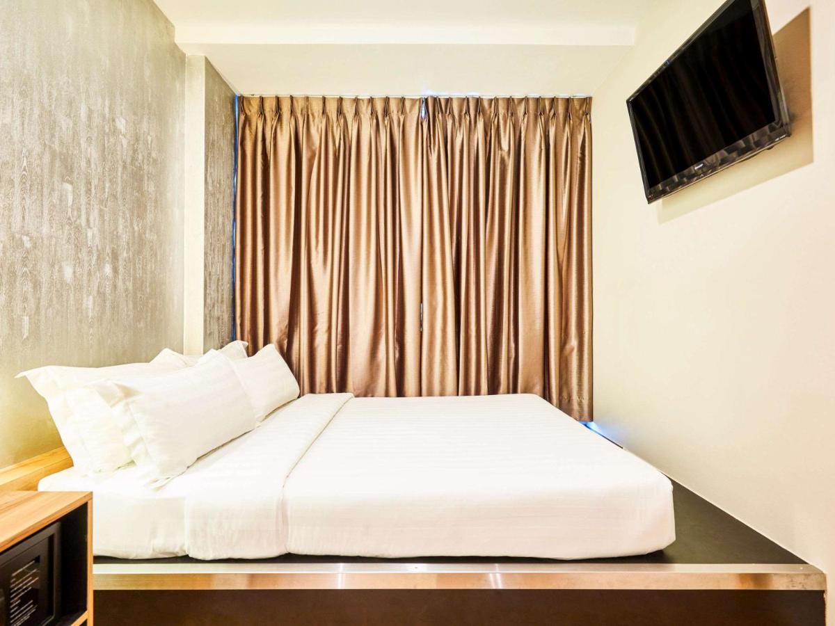 Ibis Budget Singapore West Coast Exteriör bild