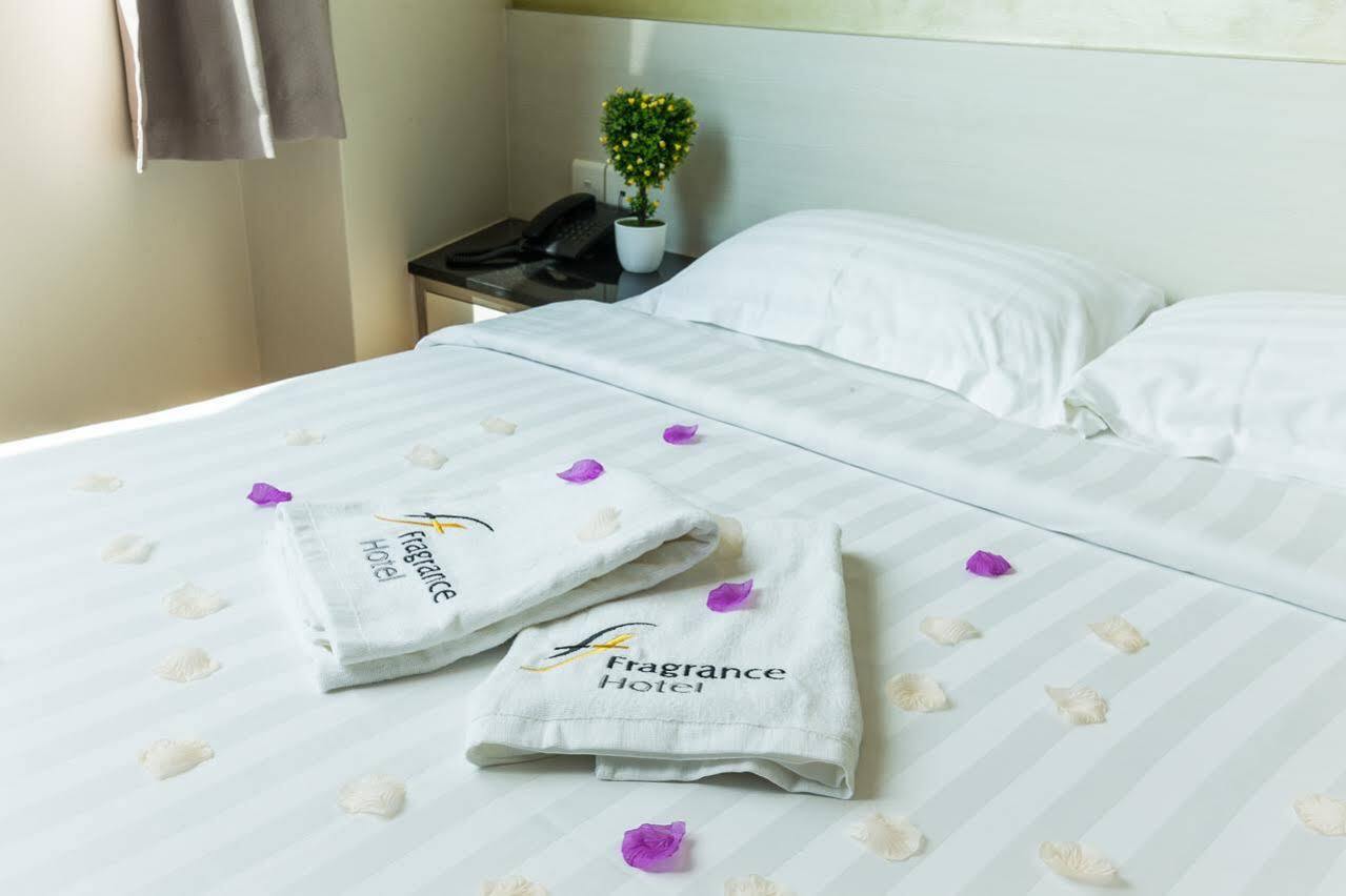 Ibis Budget Singapore West Coast Exteriör bild