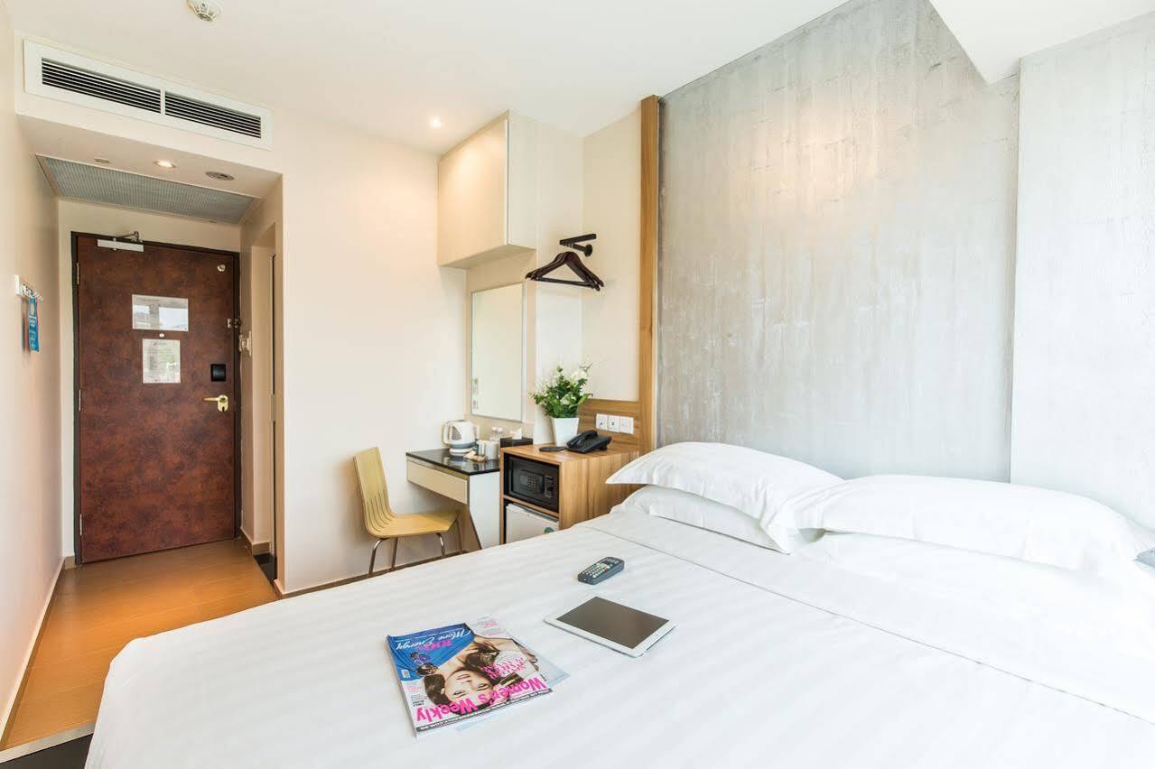 Ibis Budget Singapore West Coast Exteriör bild