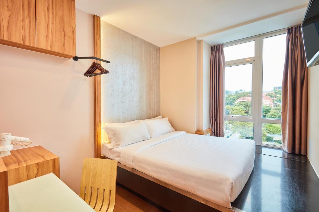 Ibis Budget Singapore West Coast Exteriör bild