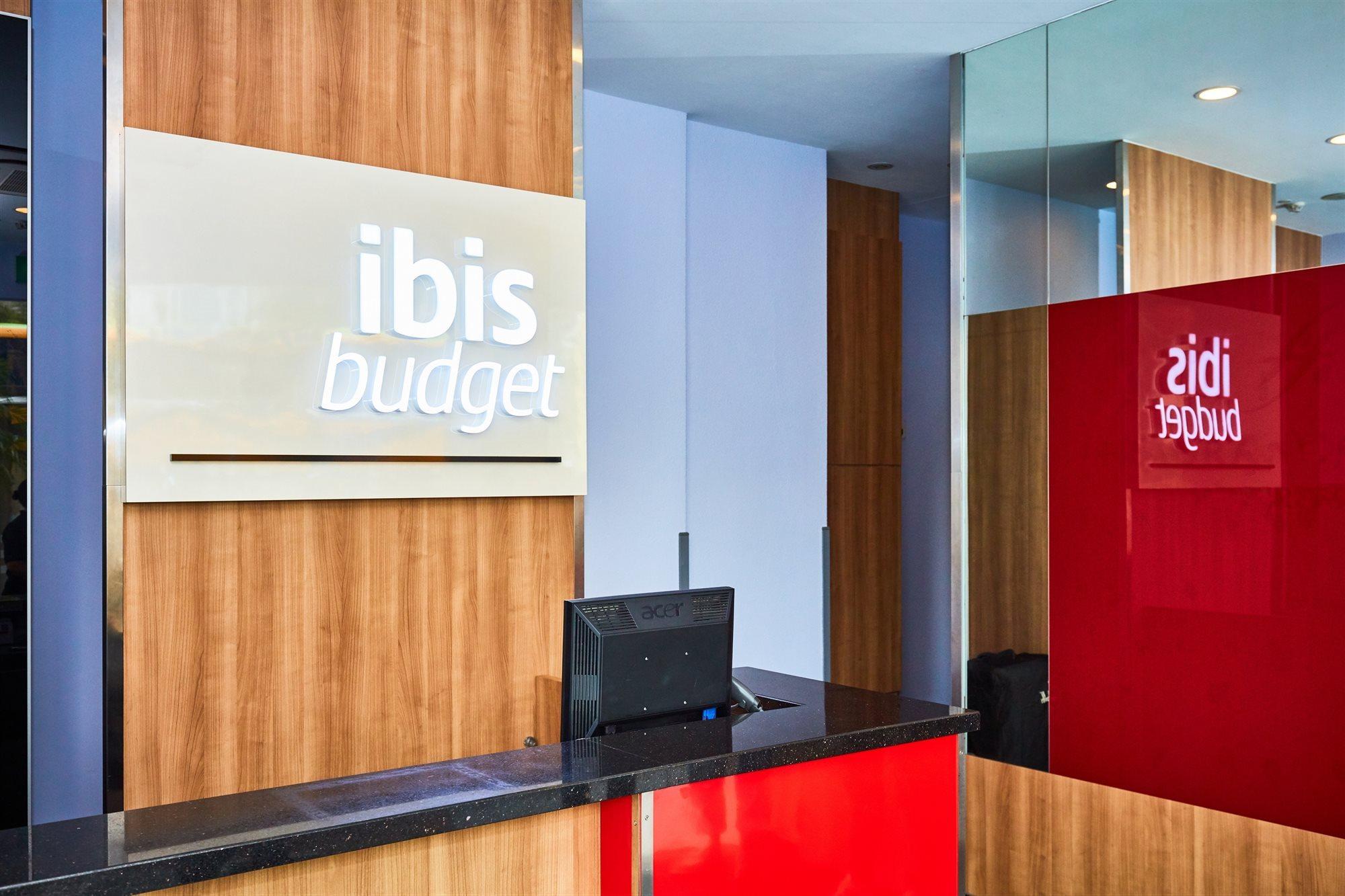 Ibis Budget Singapore West Coast Exteriör bild